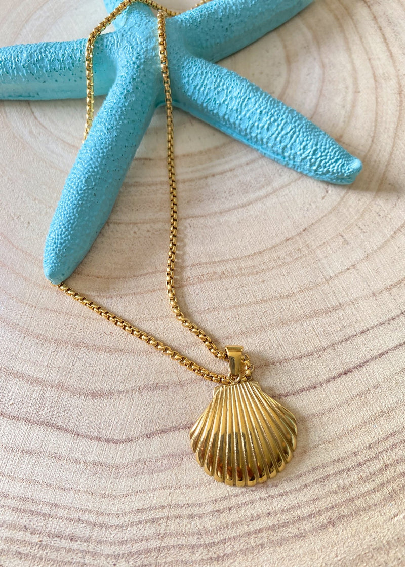 Shell Water Resistant Necklace - Cali Moon Boutique
