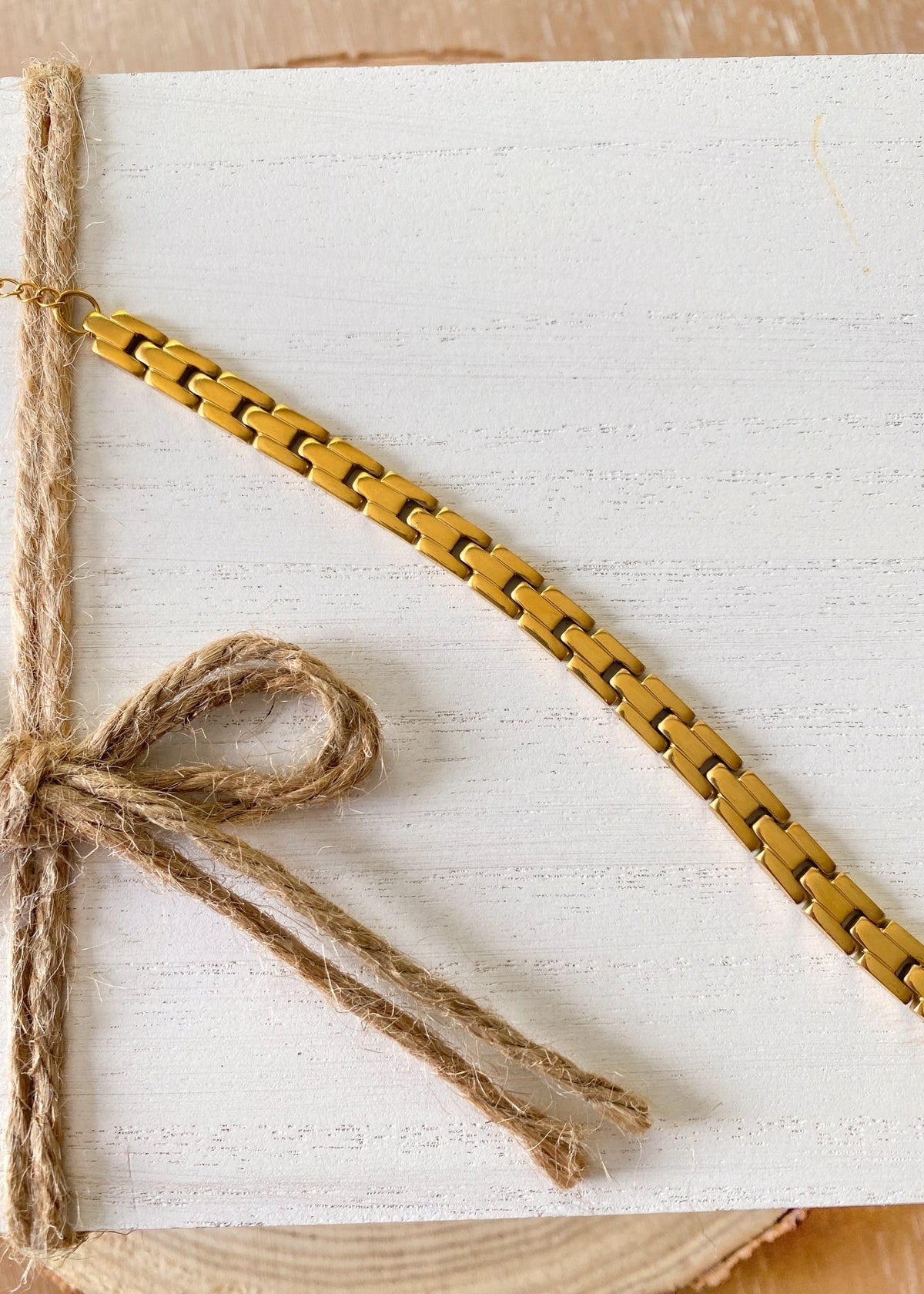 Chainlink Water Resistant Bracelet - Cali Moon Boutique