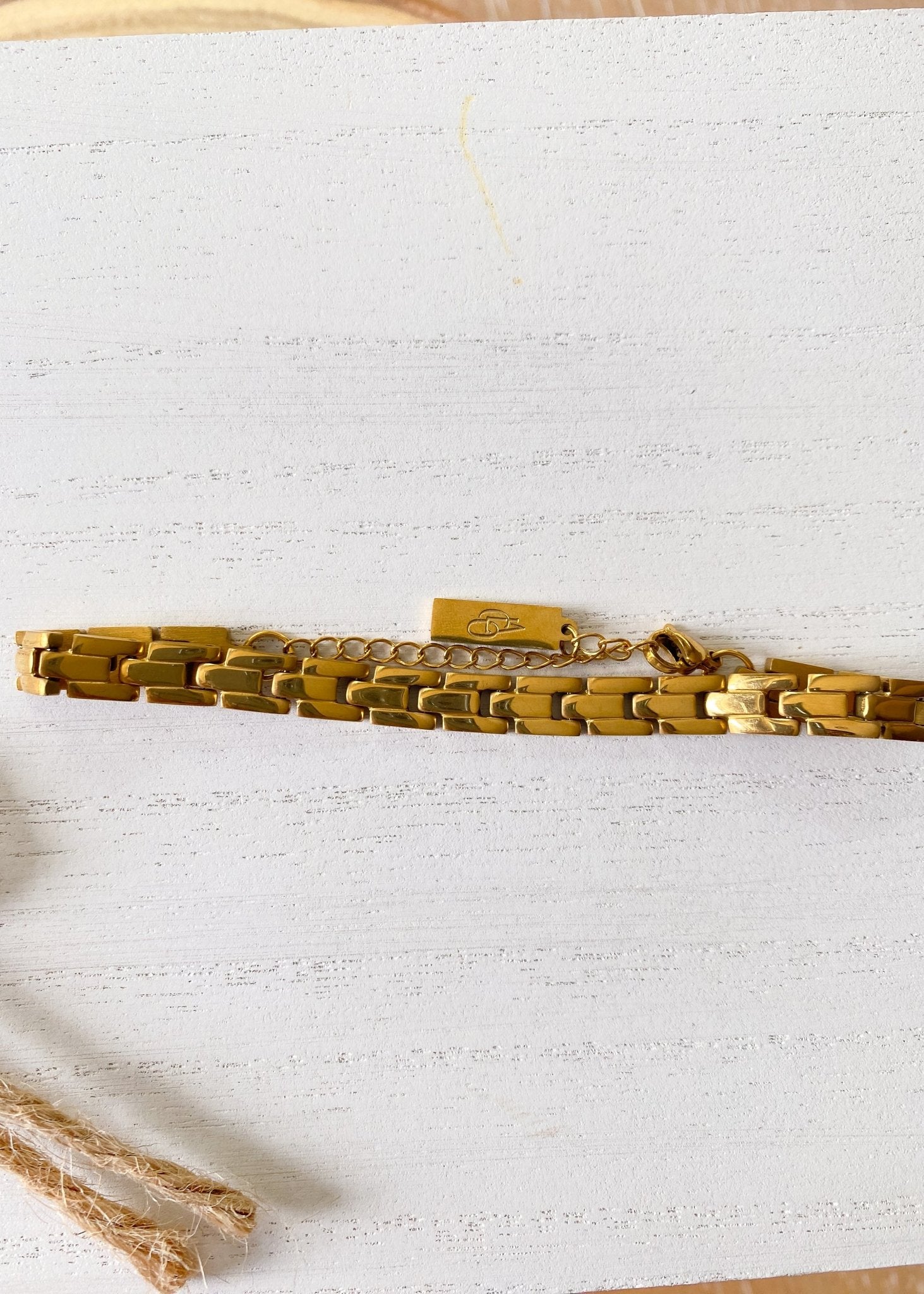 Chainlink Water Resistant Bracelet - Cali Moon Boutique