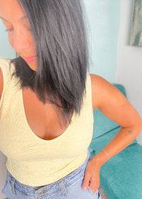 'Catch Flights' Butter Yellow V-Neck Lace Seamless Crop Tank