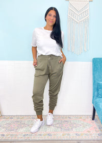 'Brielle' White Classic Boxy Pima Cotton Athleisure Tee-Tee shirt perfection! This classic &amp;&nbsp;simple athleisure style tee is made with pima cotton that is pigment dyed for a rich color. It features a boxy fit perfect for athleisure joggers, jeans, shorts &amp; more!&nbsp;-Cali Moon Boutique, Plainville Connecticut