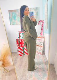 *DOORBUSTER* Dark Olive Fleece Wide Leg Sweatpants