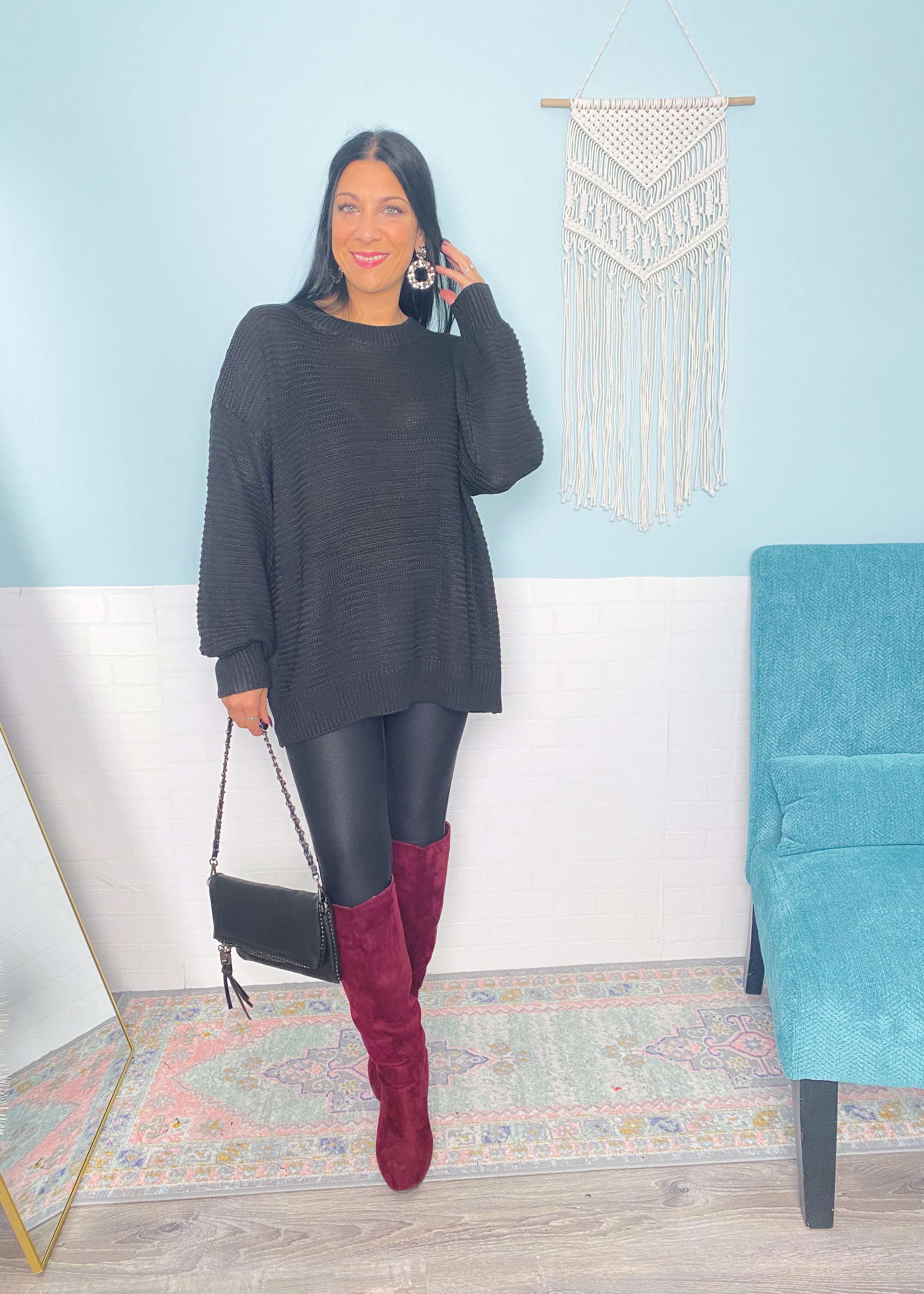 *DOORBUSTER* 'Teagan' Black Textured Oversized Sweater