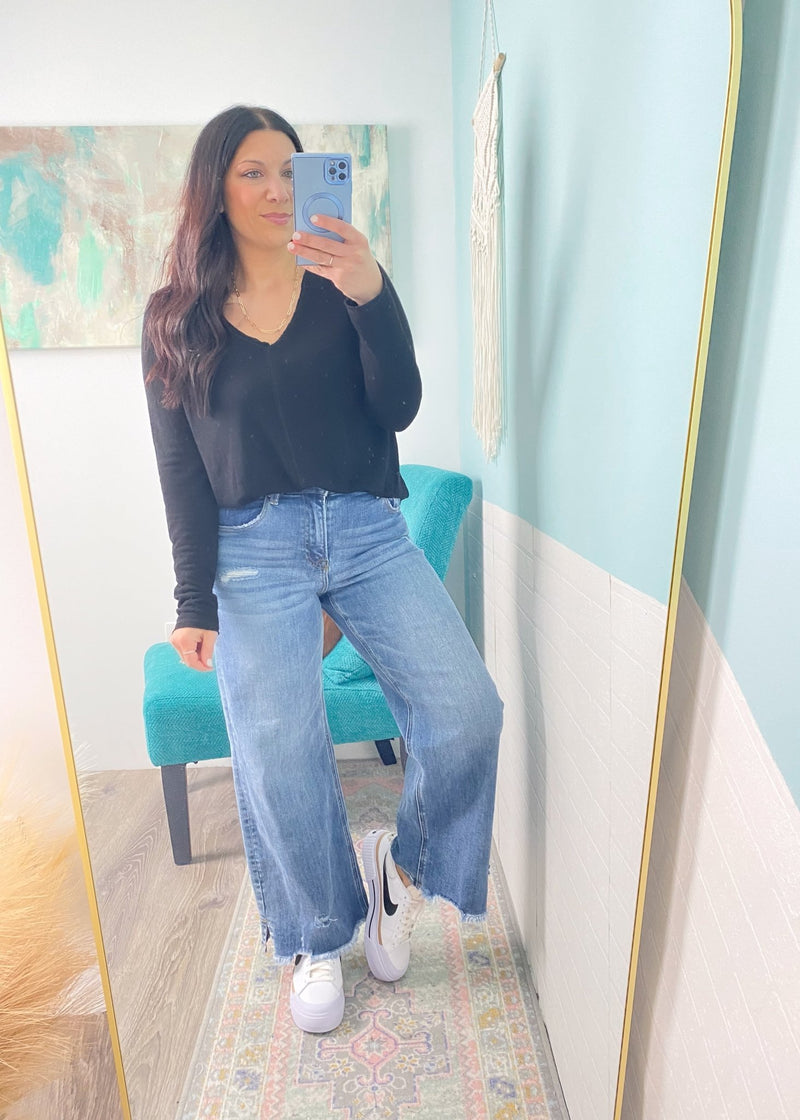 'Kaley' Black V - Neck Long Sleeve Slub Tee - Cali Moon Boutique