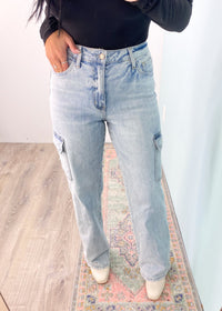 'Natalia' Vervet Light Wash 90's Vintage Straight Cargo Jeans - Cali Moon Boutique